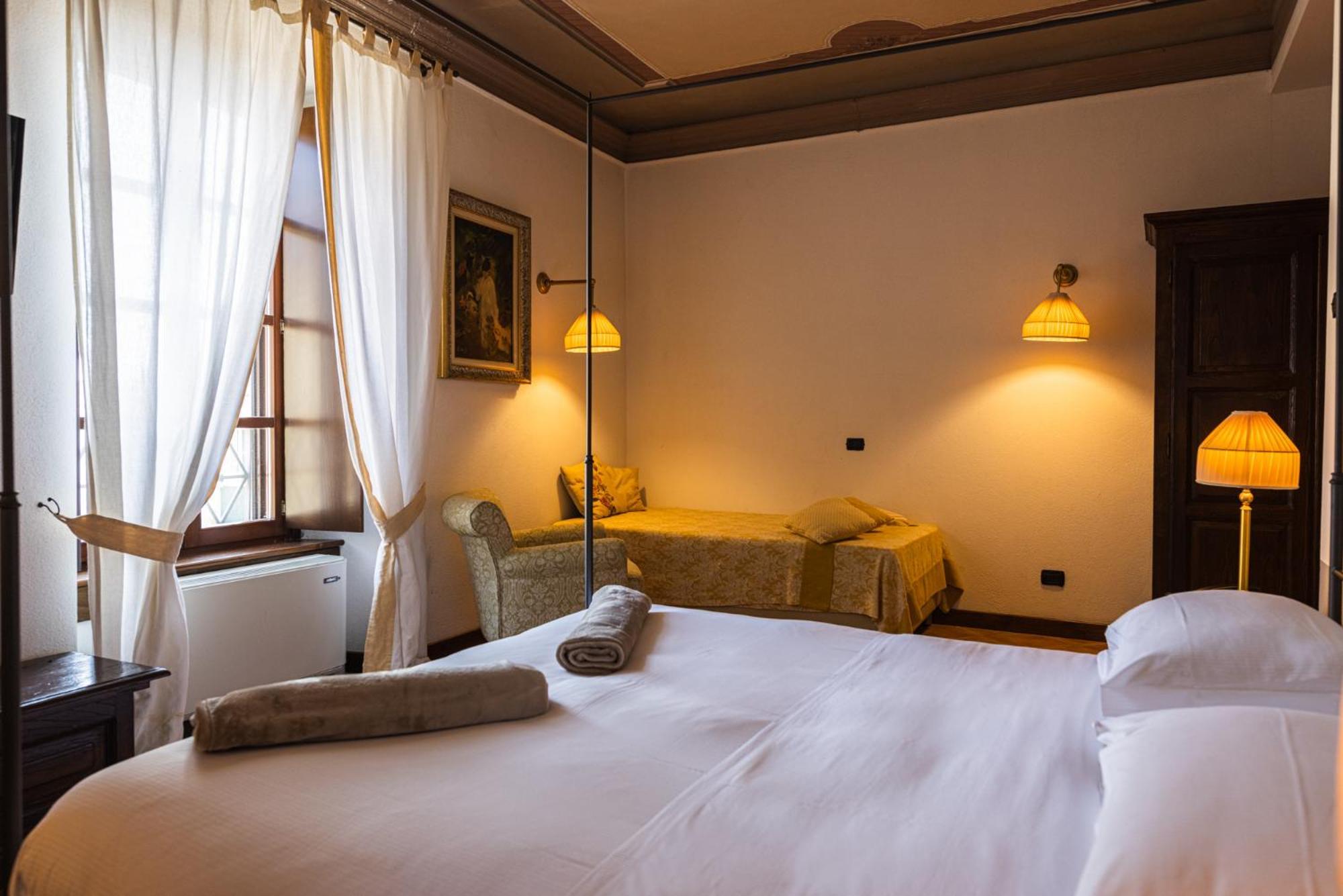 Sillavengo Al Castello Resort מראה חיצוני תמונה