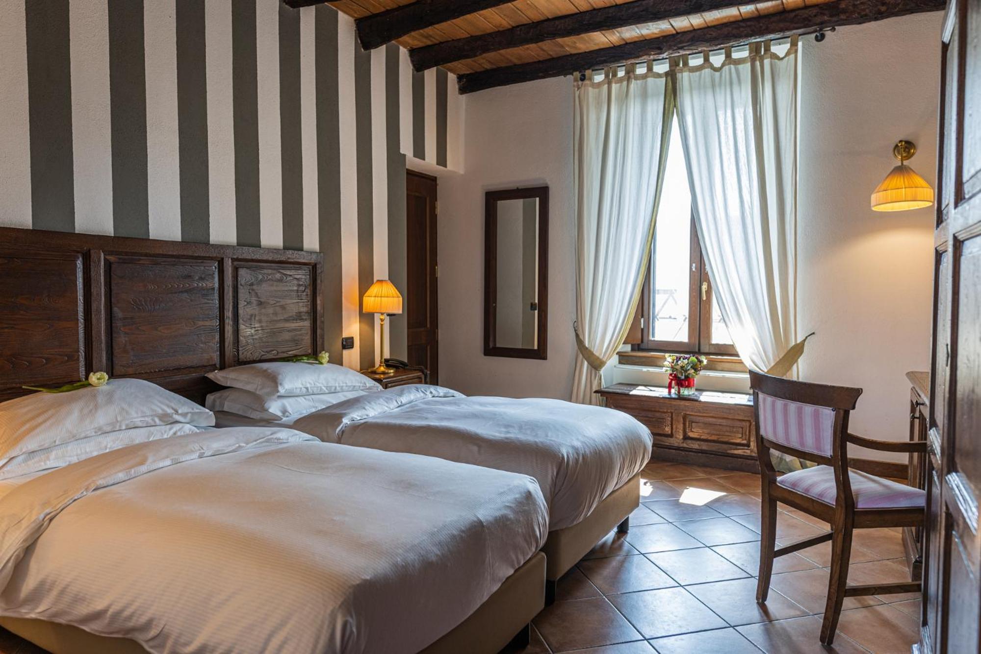 Sillavengo Al Castello Resort מראה חיצוני תמונה